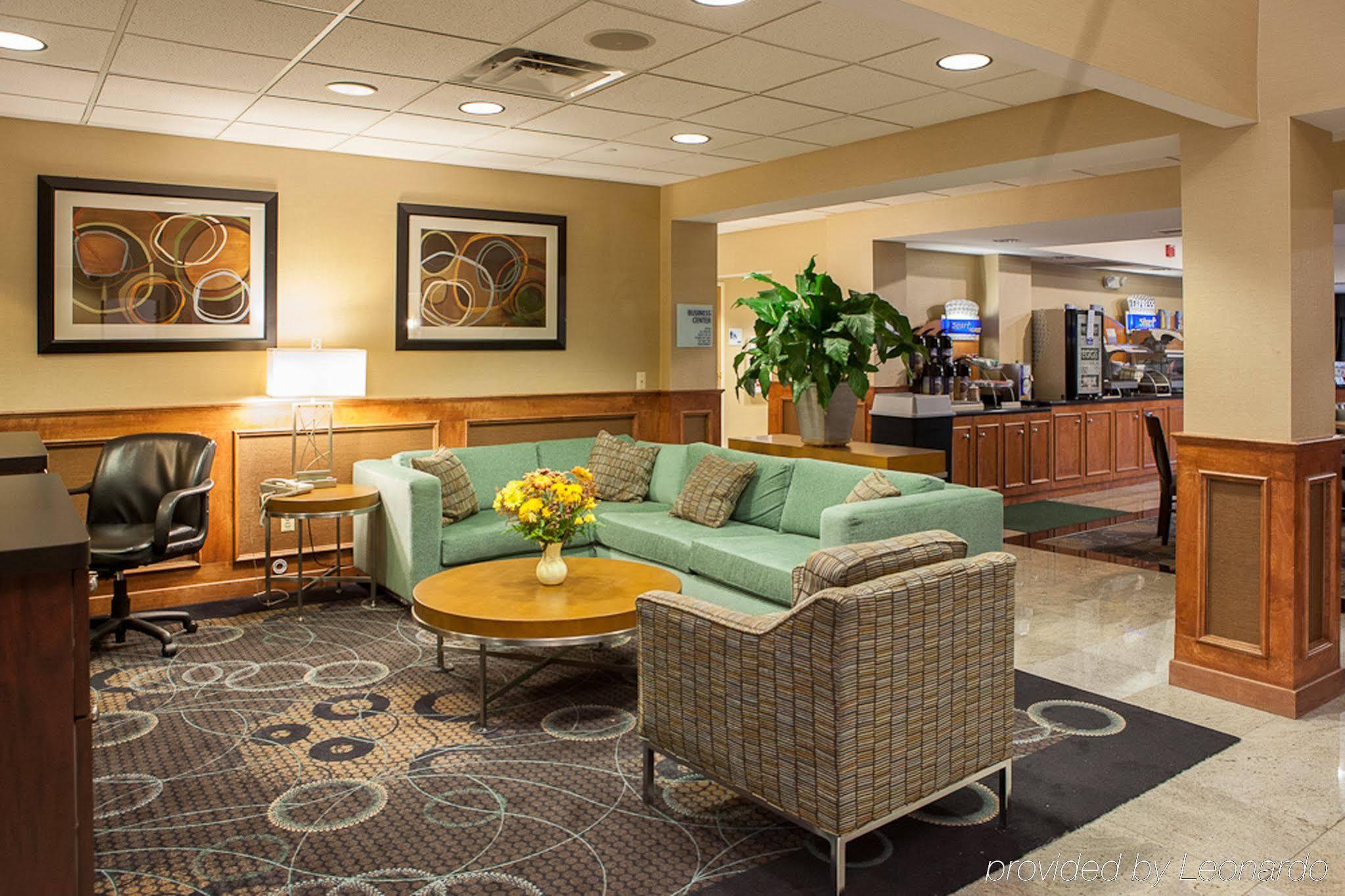 Holiday Inn Express Hotel & Suites Canton By Ihg Exterior foto